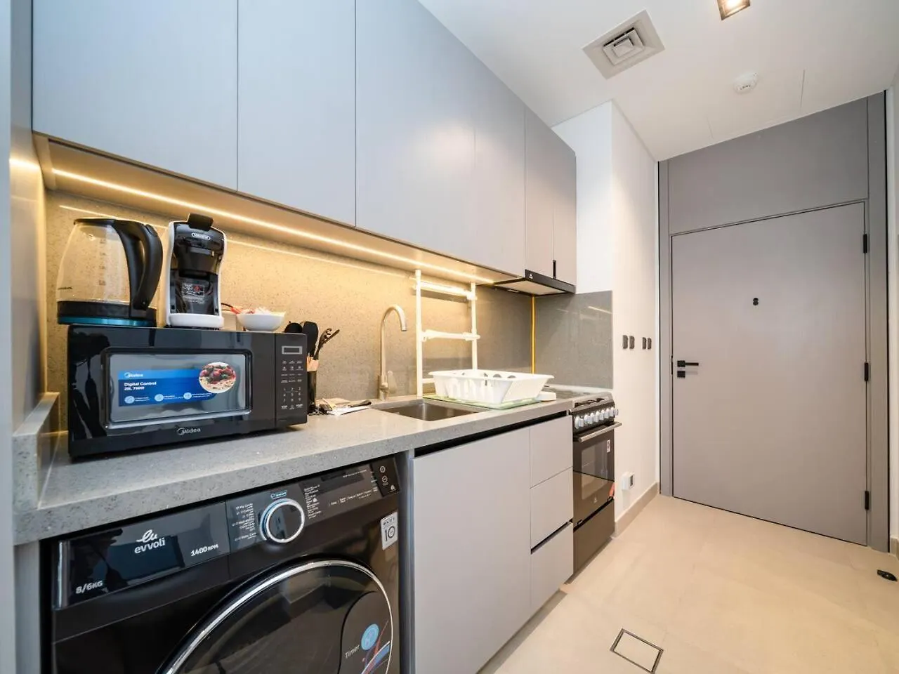 Apartment Contemporary Meydan Studio Escape Dubai United Arab Emirates